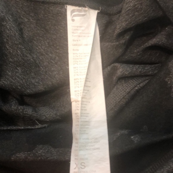 Fabletics Powerhold camo leggings black grey green - Picture 7 of 9